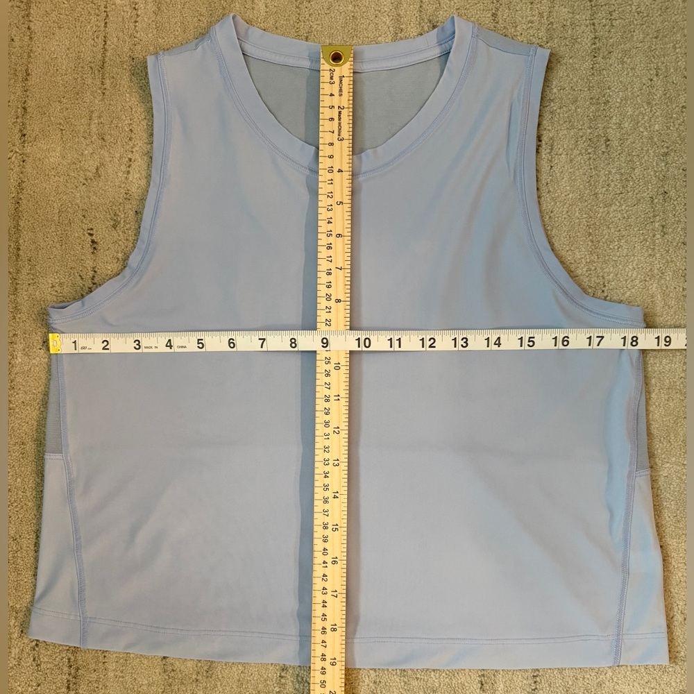 Athleta Ultimate Muscle Tank
Swallowtail Blue, size Small - Picture 9 of 11